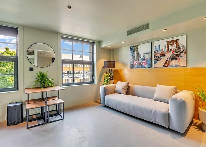 Kings House Apartments