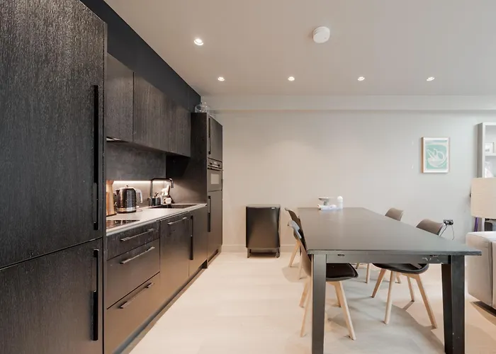 Kings House Apartments